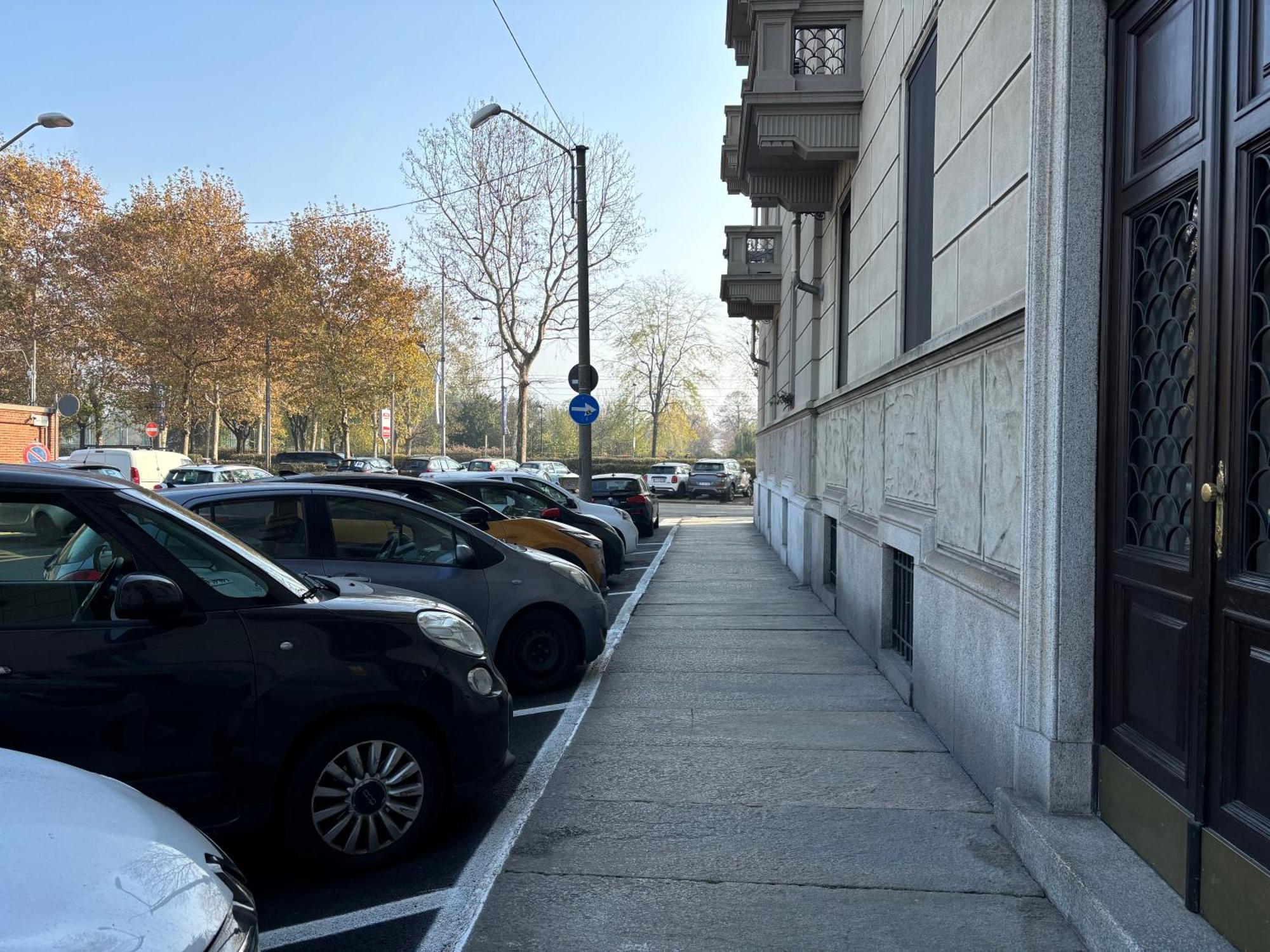 Modern Comfort Near Inalpi Arena Apartment Turin